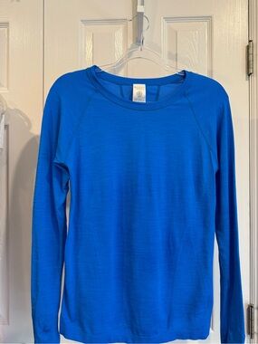 Athleta Blue Momentum Long Sleeve Top
